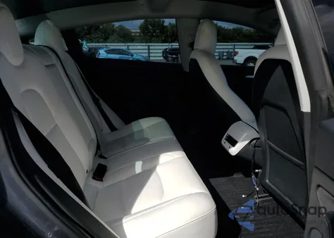 2022 Tesla Model 3 из США, поврежденный, VIN 5YJ3E1EA3NF243395